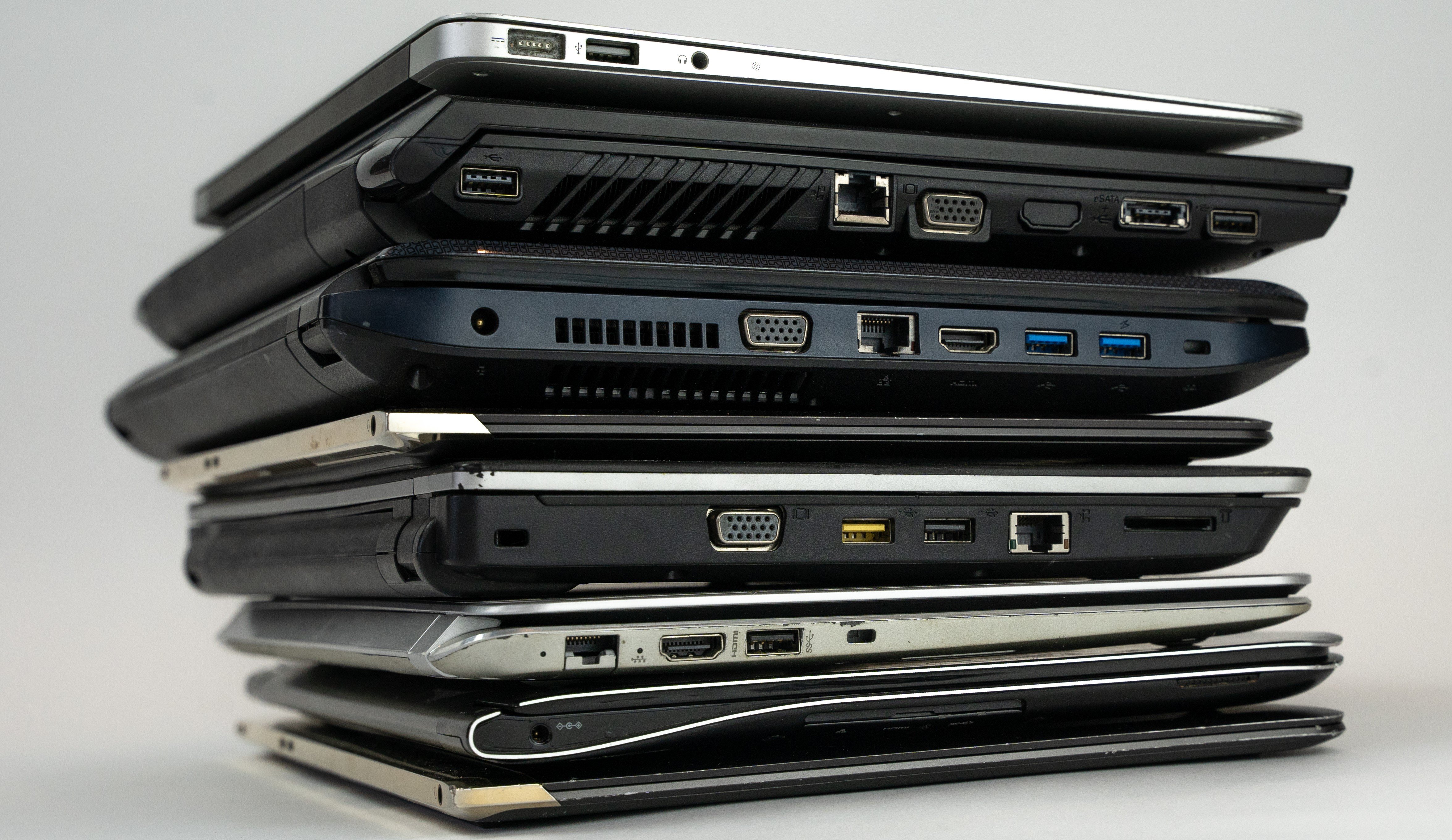 The Pros and Cons of Buying Laptops in Bulk for Your Business